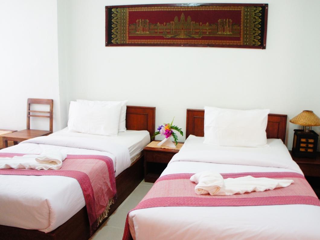 Vipa House Hotel Chiang Mai Bagian luar foto