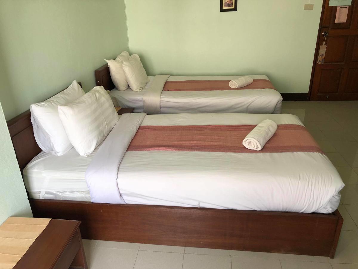 Vipa House Hotel Chiang Mai Bagian luar foto