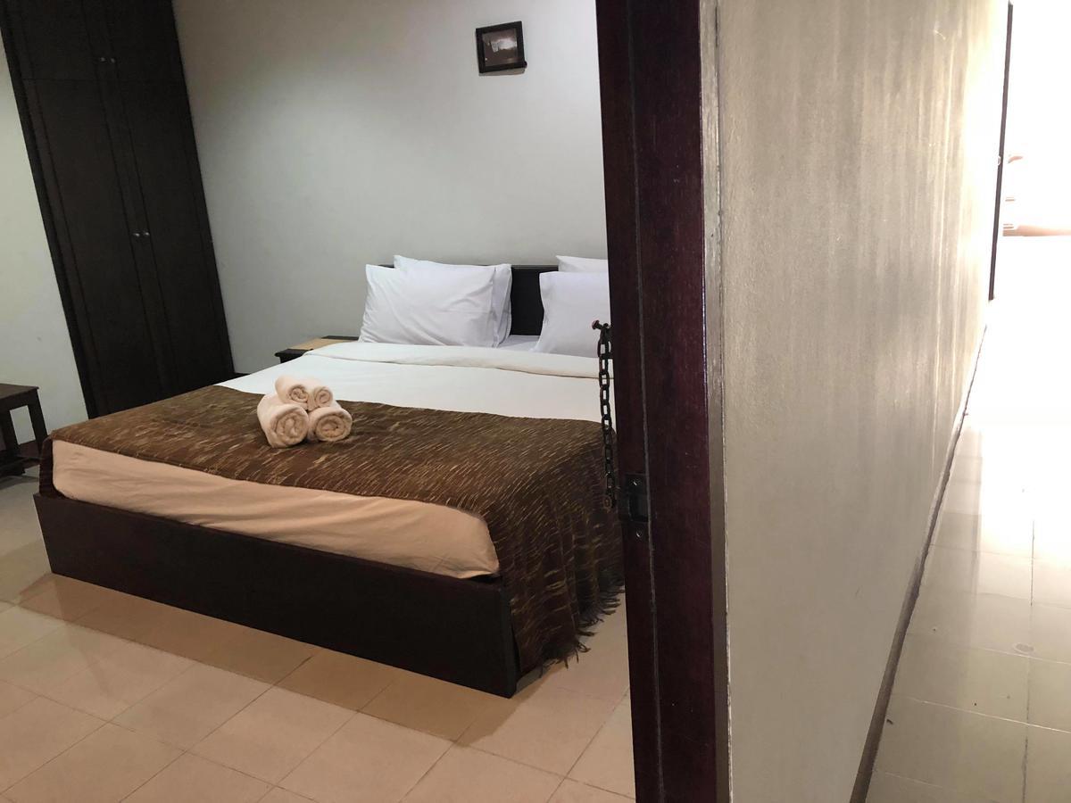 Vipa House Hotel Chiang Mai Bagian luar foto