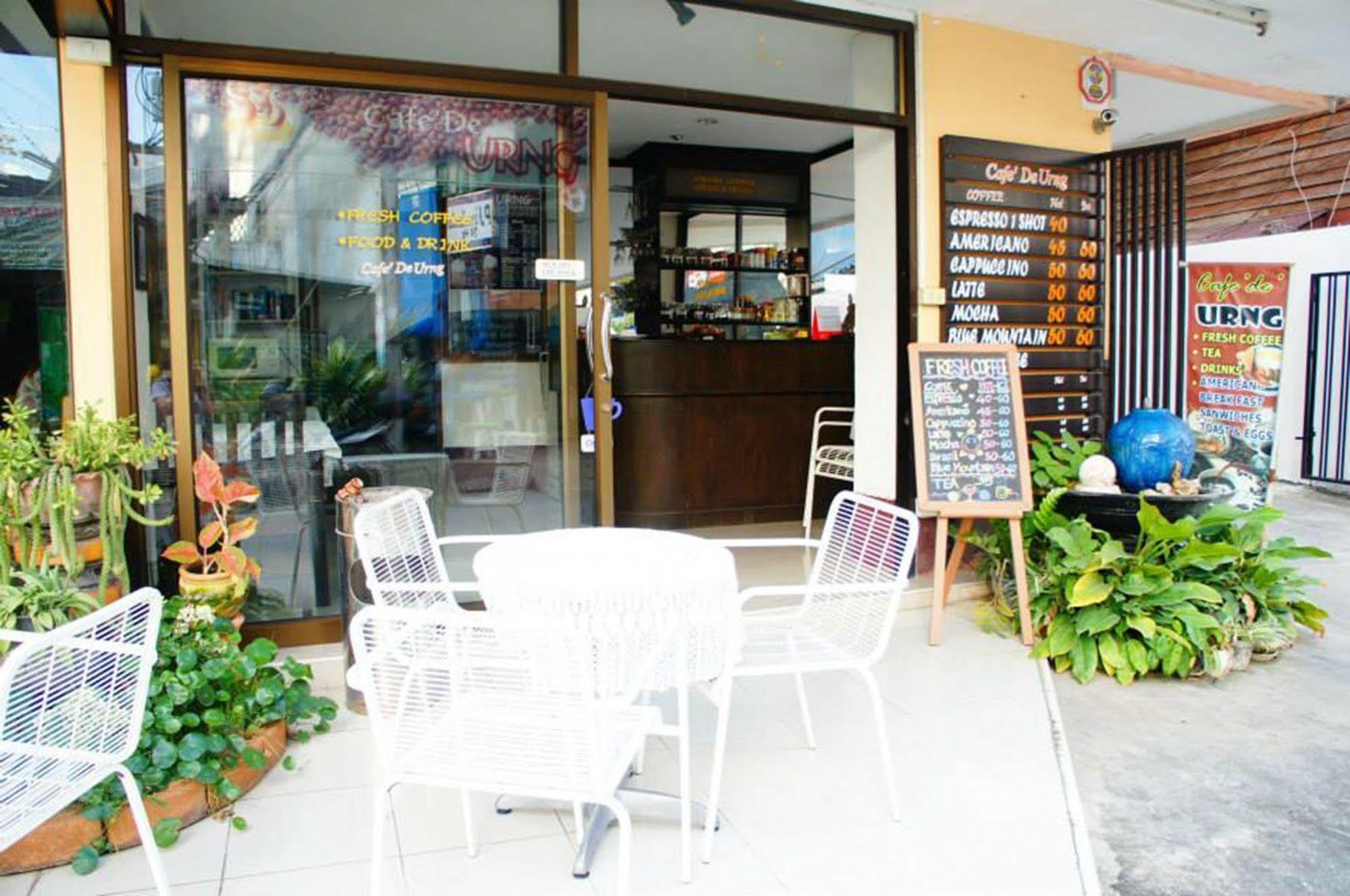 Vipa House Hotel Chiang Mai Bagian luar foto